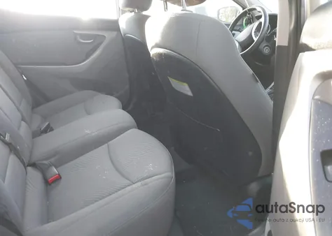 2015 Hyundai Elantra Se z USA, uszkodzony, nr VIN 5NPDH4AE9FH554550